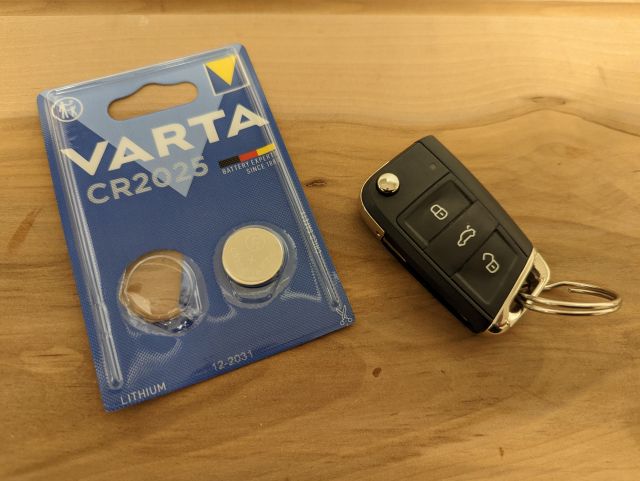VW Golf Schlüssel Batterie wechseln - Volkswagen Golf Schlüssel  Batteriewechsel 